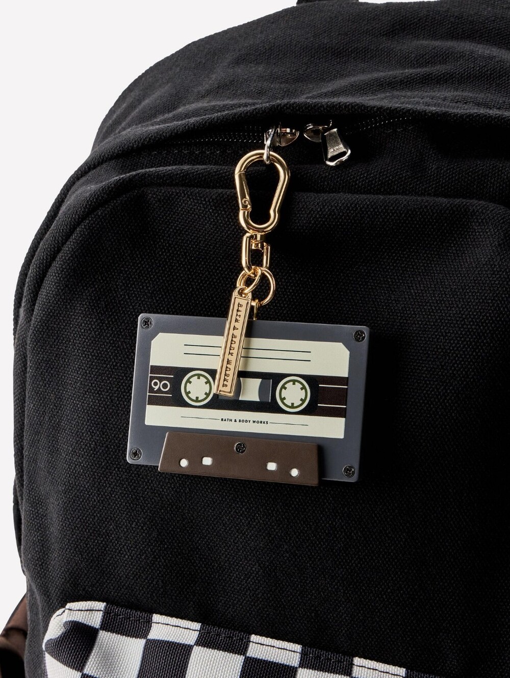Bath & Body Works Unisex Retro Cassette Tape Large Keychain Charm NEW RARE - Picture 2 of 2